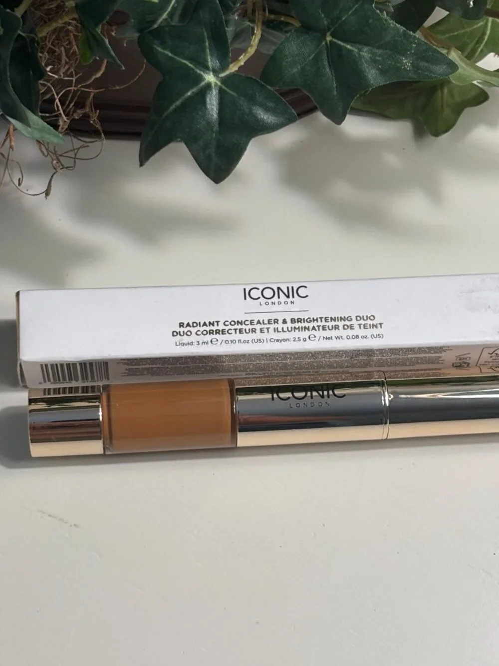 ICONIC LONDON Radiant Concealer & Brightening Duo-GoldenDeep